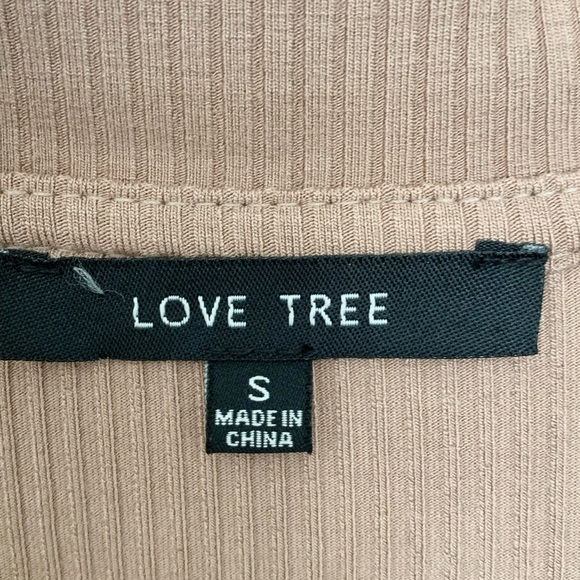 Long Sleeve Ribbed Knit Shirtdress - Picture 3 of 5